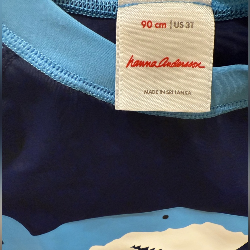 Hanna Andersson Navy Shark Rash Guard - Picture 2 of 3